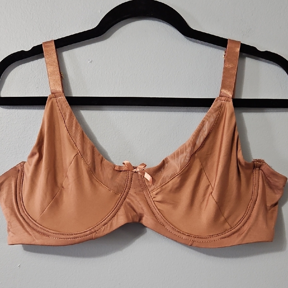 Rachel Roy Women's Tan Underwire Lined Pad Free Bra Size 40D